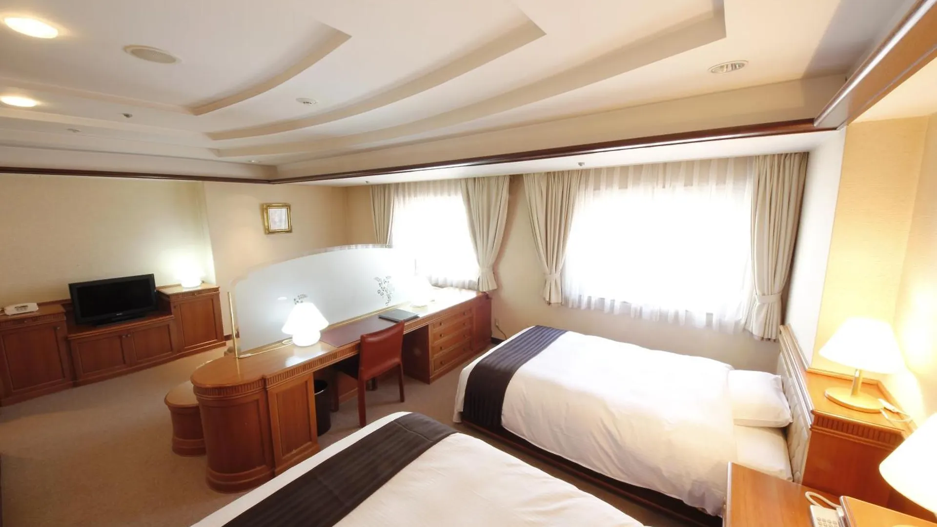 Hotel Hiroshima Garden Palace 3*,  Japan